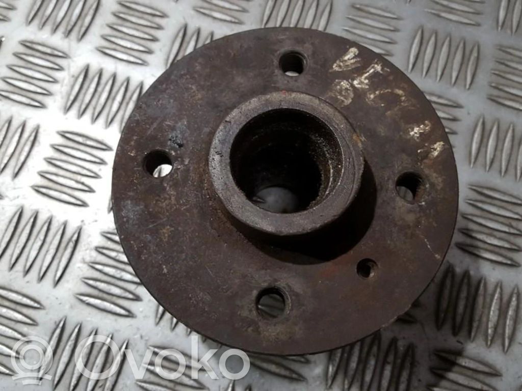 Daewoo Lanos Cubo de rueda trasera 