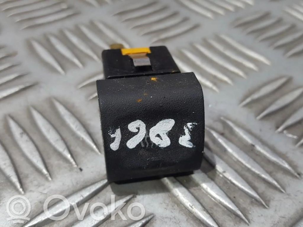 Opel Omega B1 Interruptor de calefacción del asiento 