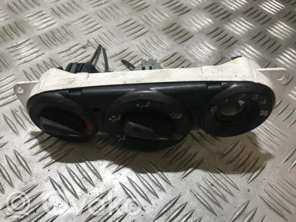 Ford Focus Centralina del climatizzatore 
