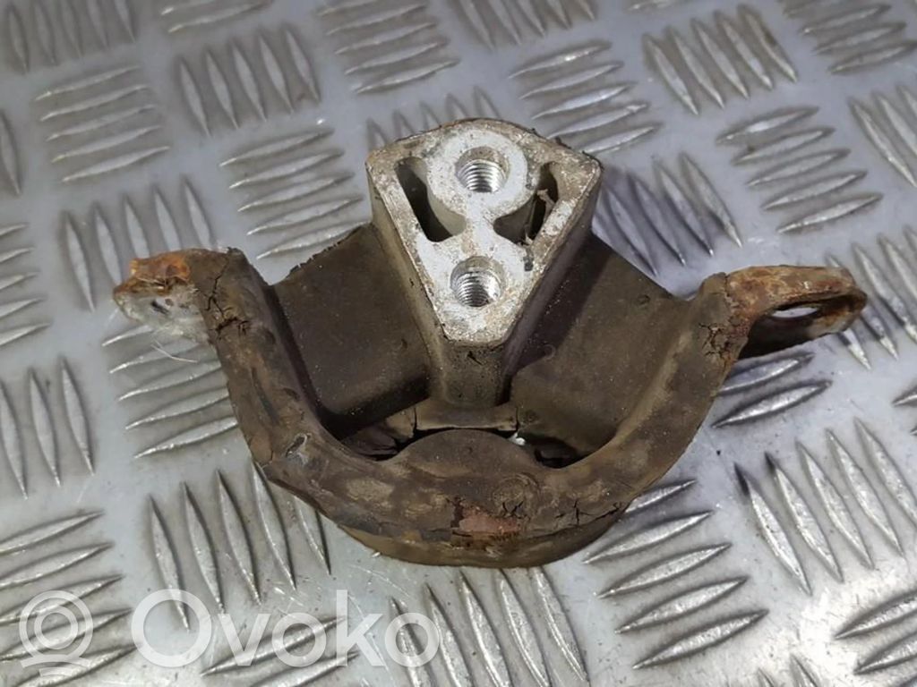 Opel Corsa B Engine mount bracket 