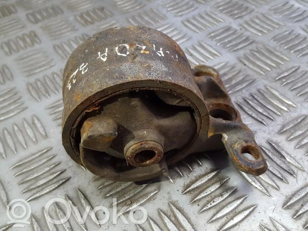 Mazda MX-3 Engine mount bracket 