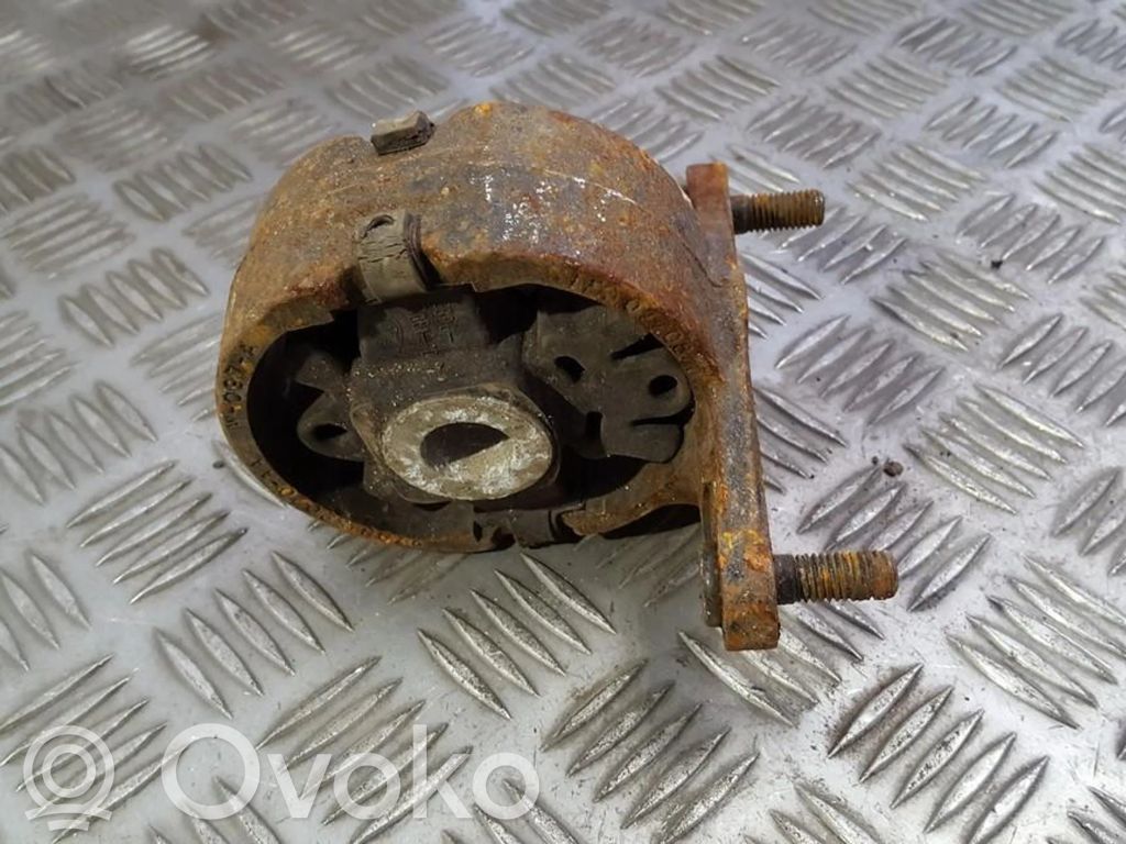 Ford Mondeo MK II Engine mount bracket 