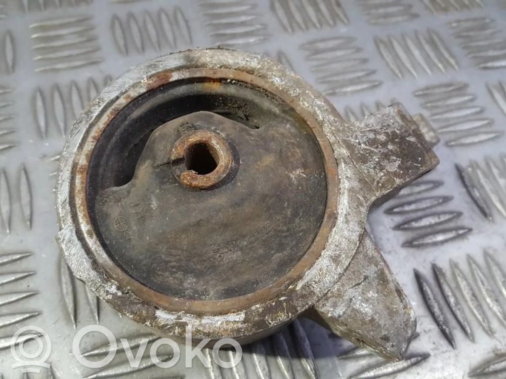 Nissan Primera Supporto di montaggio del motore 