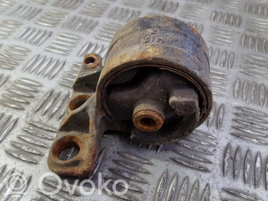 Mazda MX-3 Engine mount bracket 