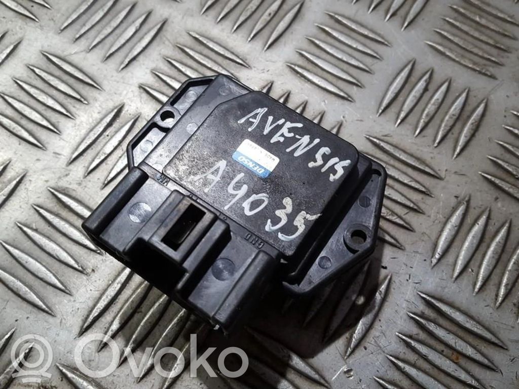 Toyota Avensis T250 Lämpöpuhaltimen moottorin vastus 