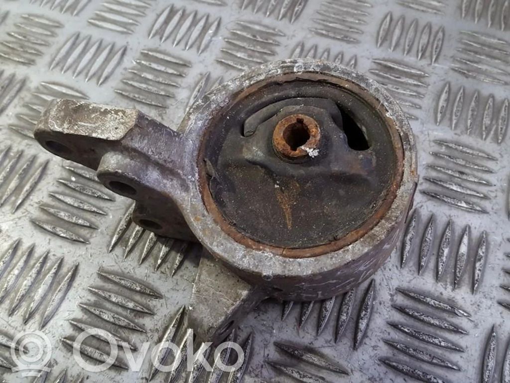 Nissan Almera Engine mount bracket 