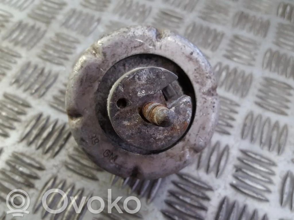 Opel Vectra B Wspornik / Mocowanie silnika 