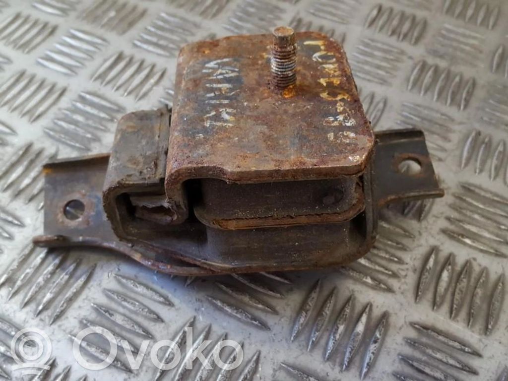 Soporte de montaje del motor   41022AA080,41022AA080