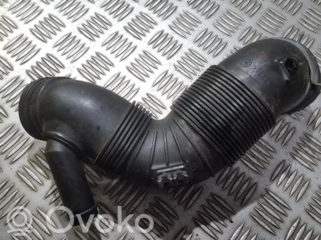 Volkswagen Golf V Tube d'admission d'air