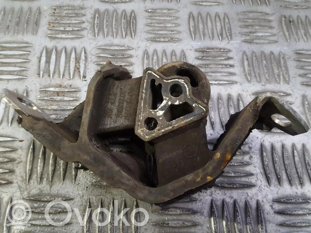 Opel Tigra A Engine mount bracket 