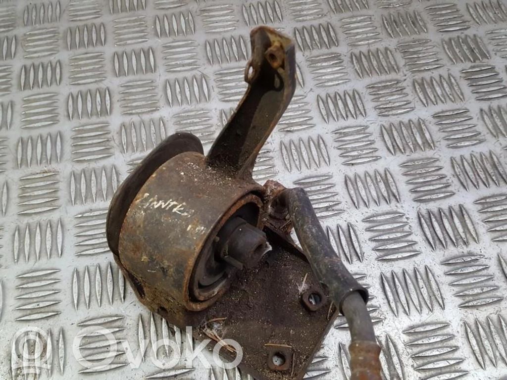 Hyundai Coupe Engine mount bracket 