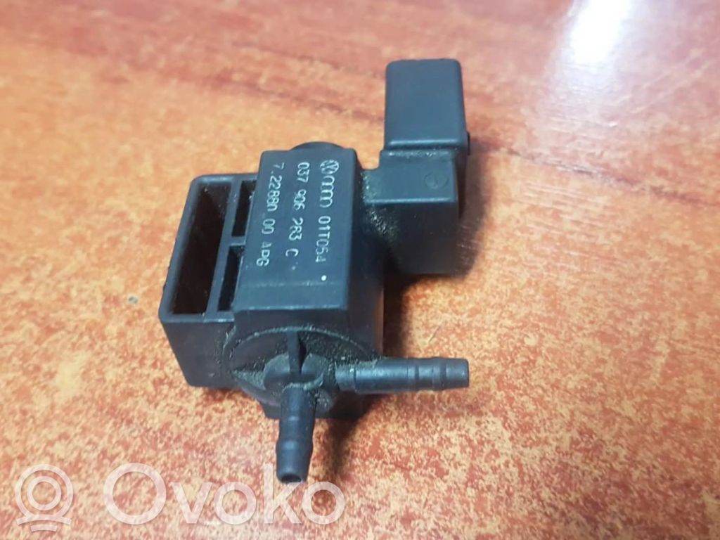 Électrovanne turbo   037906283C,72288000,037906283C,72288000