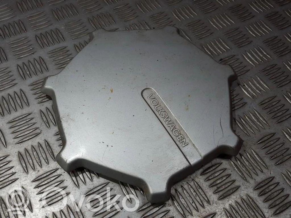Volkswagen PASSAT B4 Borchia ruota originale 