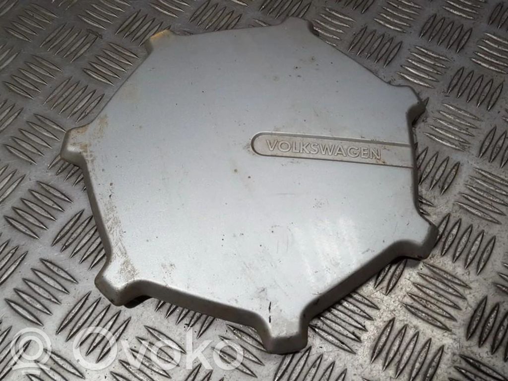 Volkswagen PASSAT B4 Borchia ruota originale 