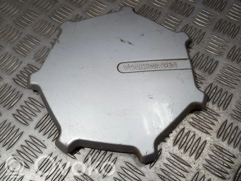 Volkswagen PASSAT B4 Borchia ruota originale 