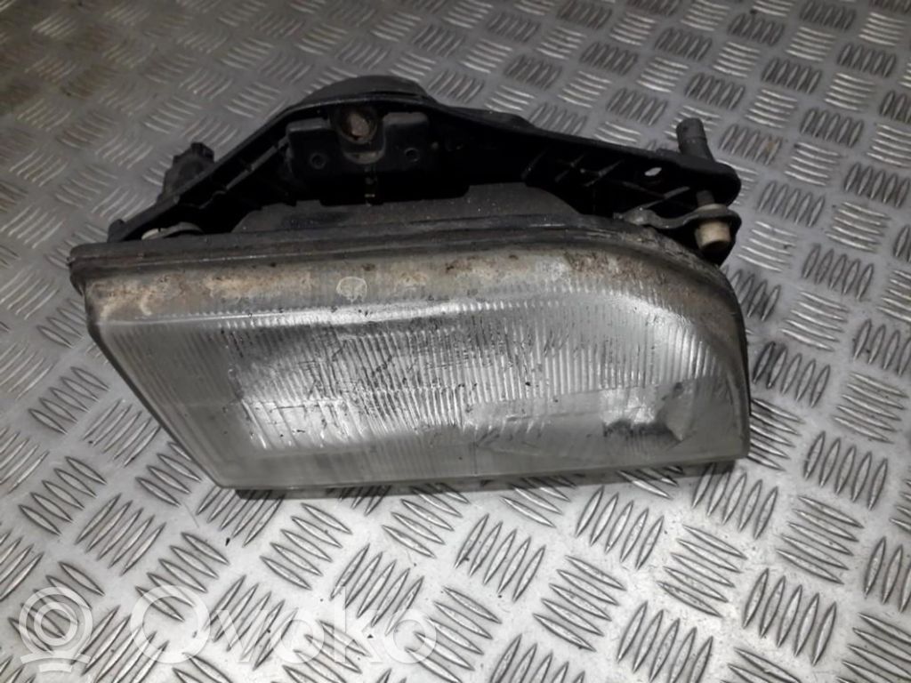 Ford Fiesta Phare frontale 