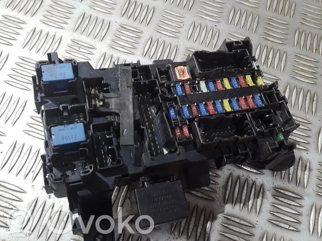 Suzuki Grand Vitara II Skrzynka bezpieczników / Komplet 