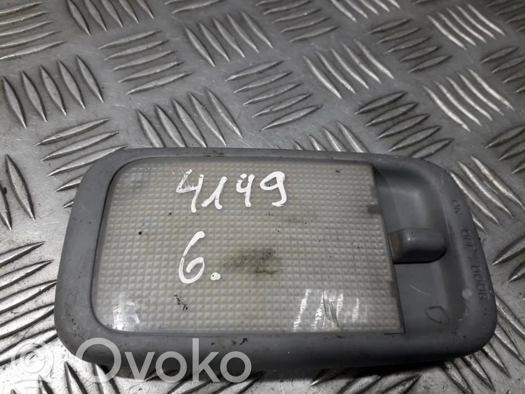 Toyota RAV 4 (XA20) Illuminazione sedili posteriori 