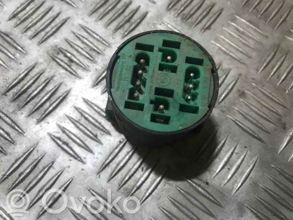 Front door speaker   65818360995,65818360995,65818360995,65818360995