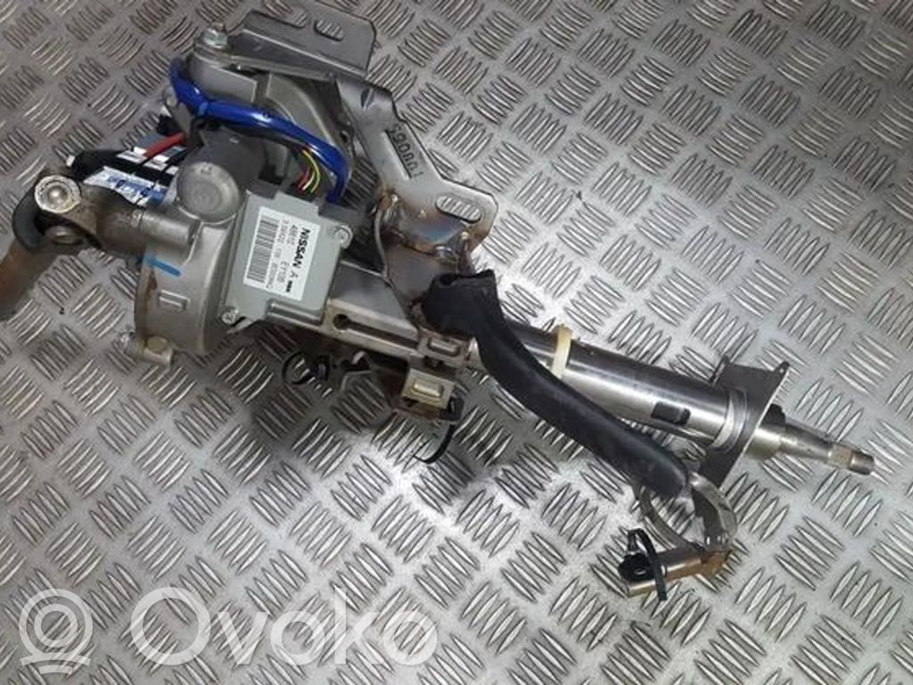 Nissan Qashqai Ohjaustehostimen pumppu 