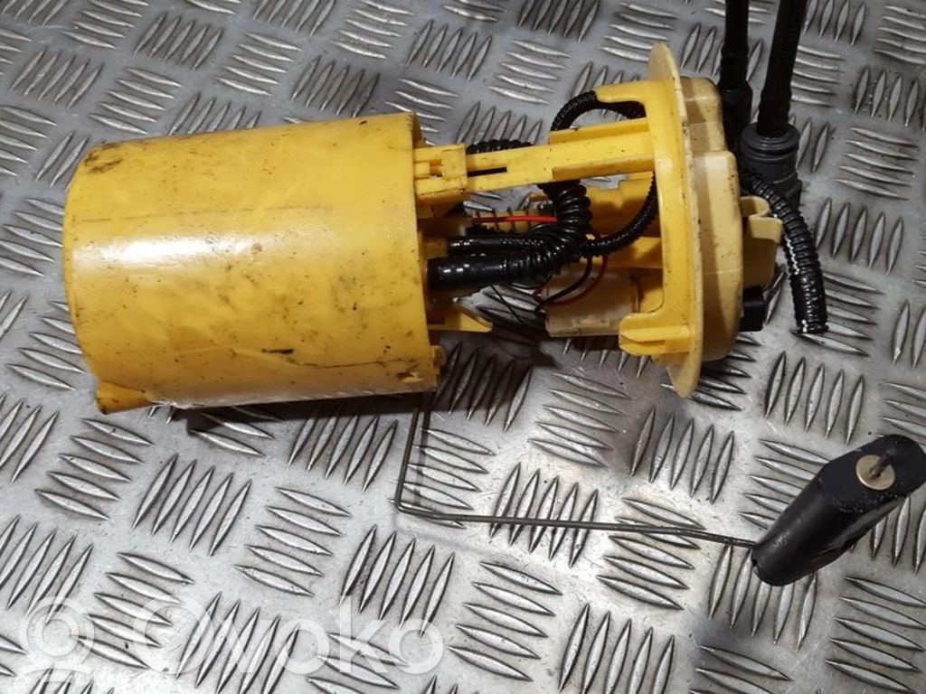Peugeot 607 Pompă combustibil în rezervor 