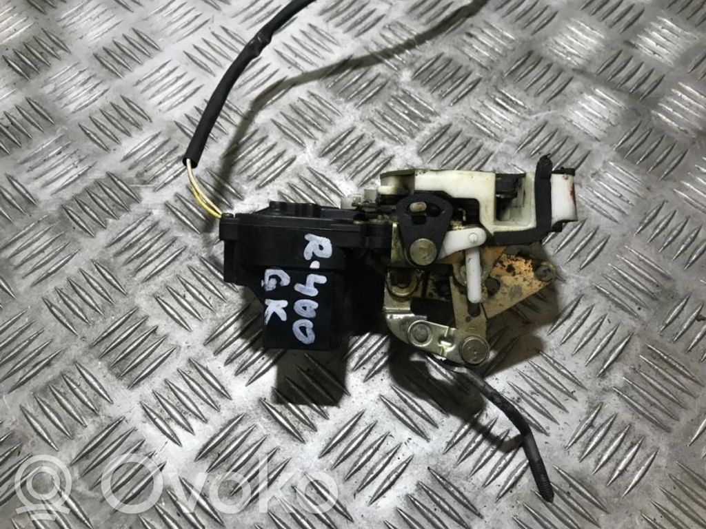 Cerradura de puerta trasera