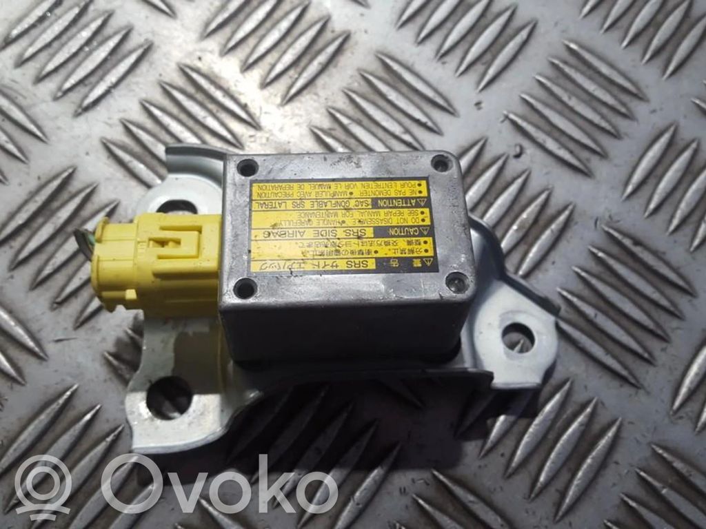 Toyota Celica T230 Airbagsensor Crashsensor Drucksensor 