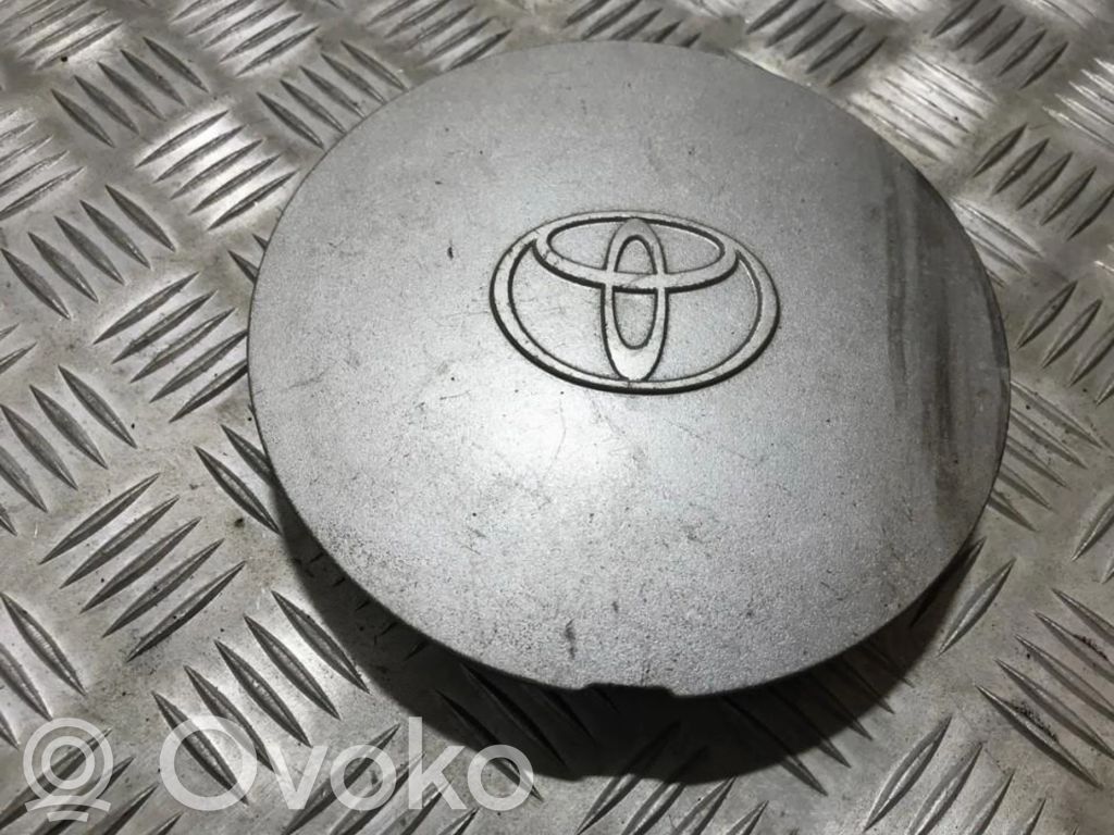 Toyota Camry Dekielki / Kapsle oryginalne 