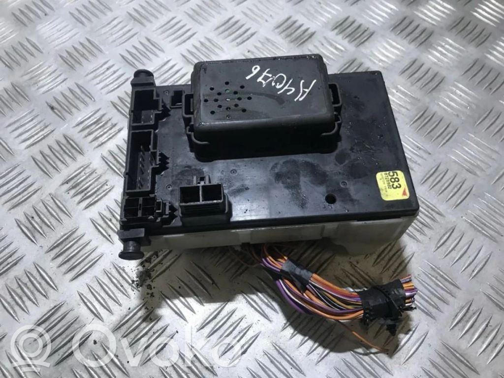 Ford Mondeo MK II Set cutie siguranțe 