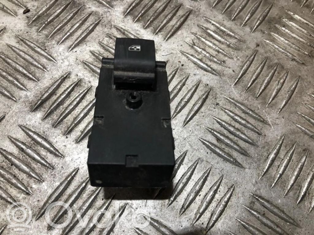 Interrupteur commade lève-vitre   13258640,1620579,13258640,1620579
