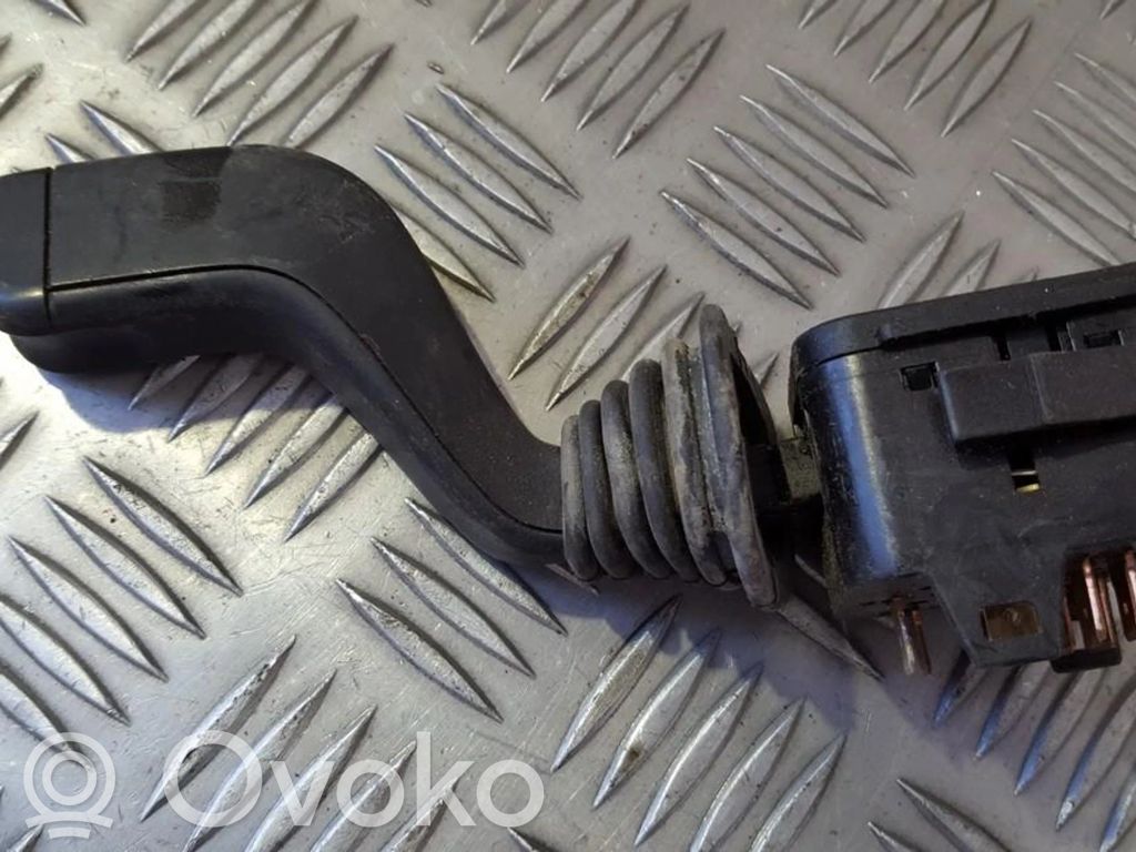 Opel Vectra B Manetka / Przełącznik kierunkowskazów 