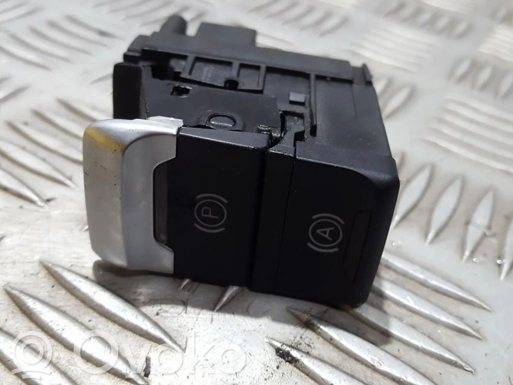 Audi A4 S4 B8 8K Interrupteur, commande de frein de stationnement