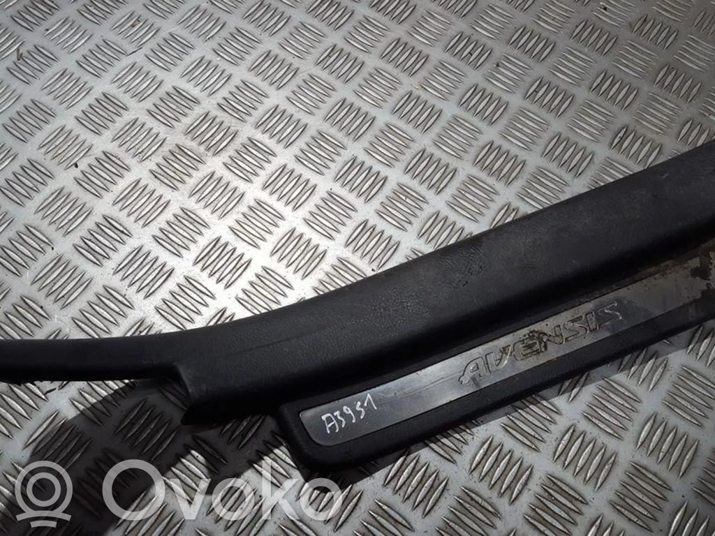 Toyota Avensis T250 Copertura del rivestimento del sottoporta posteriore 