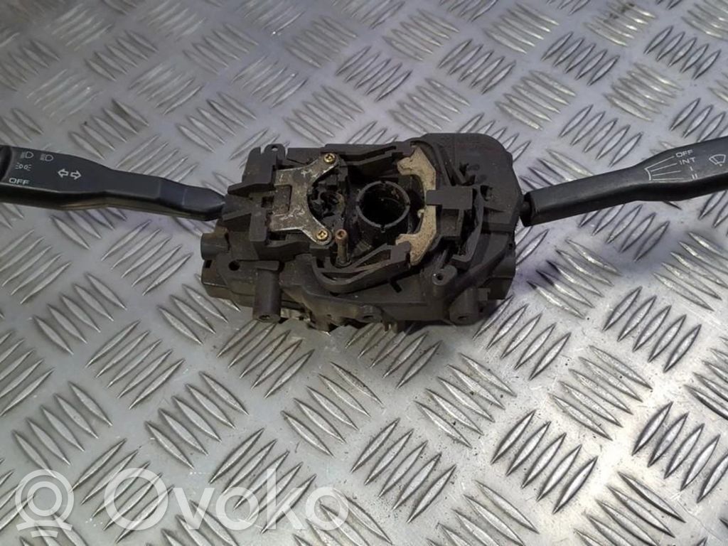 Mazda 626 Commodo, commande essuie-glace/phare 