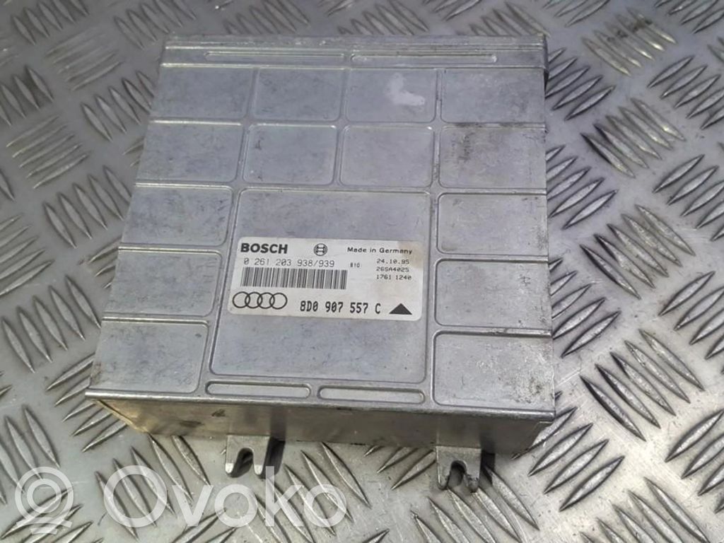 Motorsteuergerät/-modul   8D0907557C,0261203938,0261203938,8D0907557C