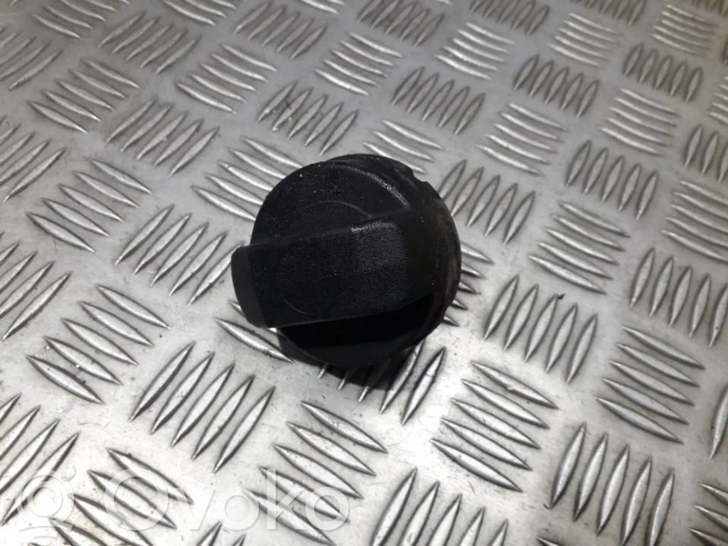 Volkswagen Golf III Tappo del serbatoio del carburante