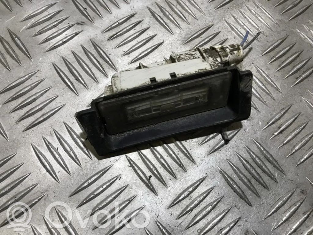 Renault Laguna II Kennzeichenbeleuchtung 