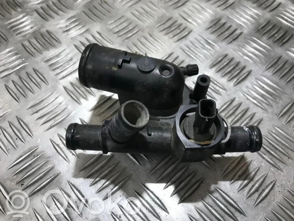 Renault Laguna III Tubo flessibile del liquido di raffreddamento del motore 