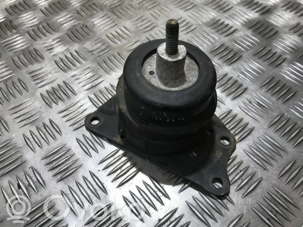 Volkswagen Polo Suport tampon motor 