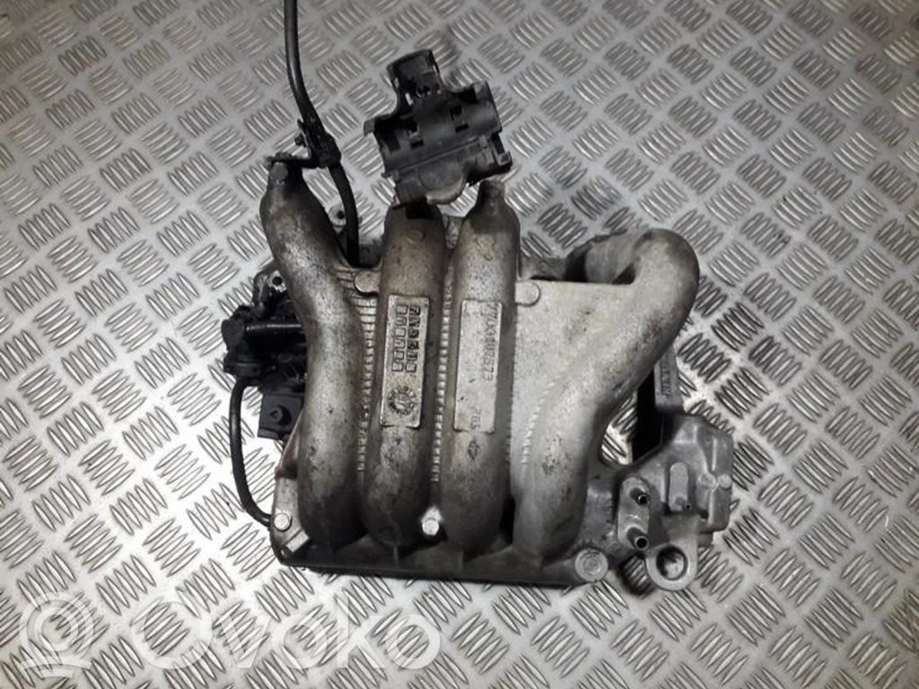 Renault Scenic I Colector de admisión 