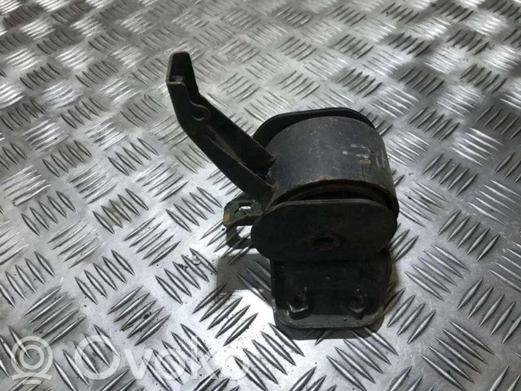 Hyundai Coupe Engine mount bracket 