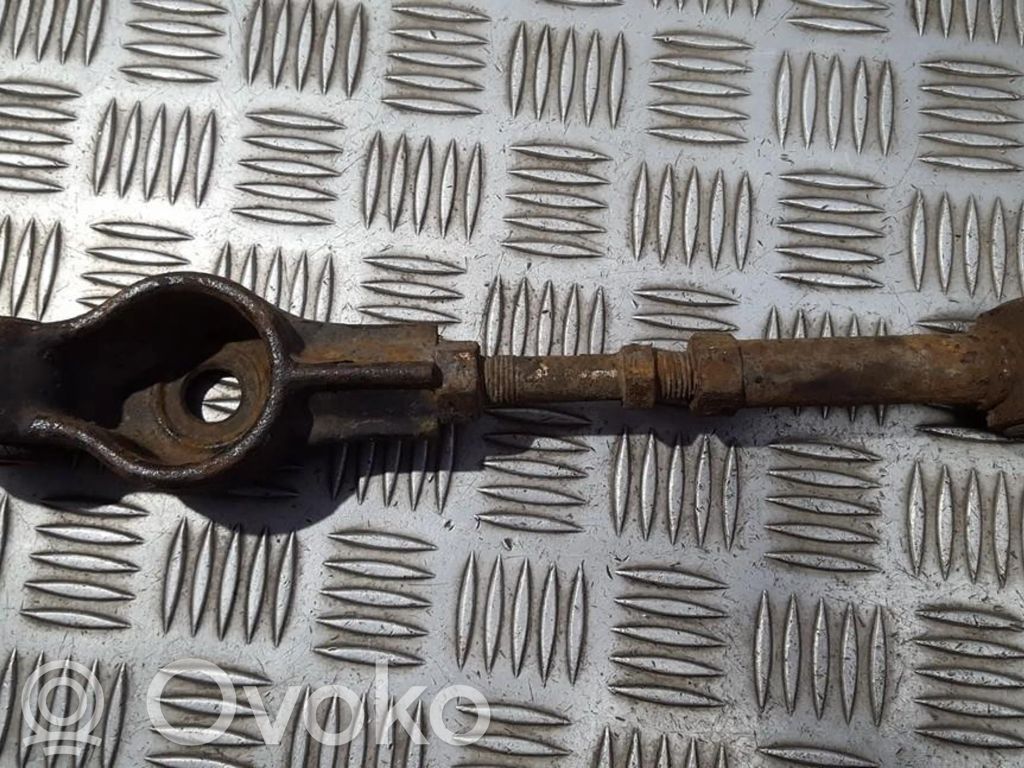 Rear upper control arm/wishbone