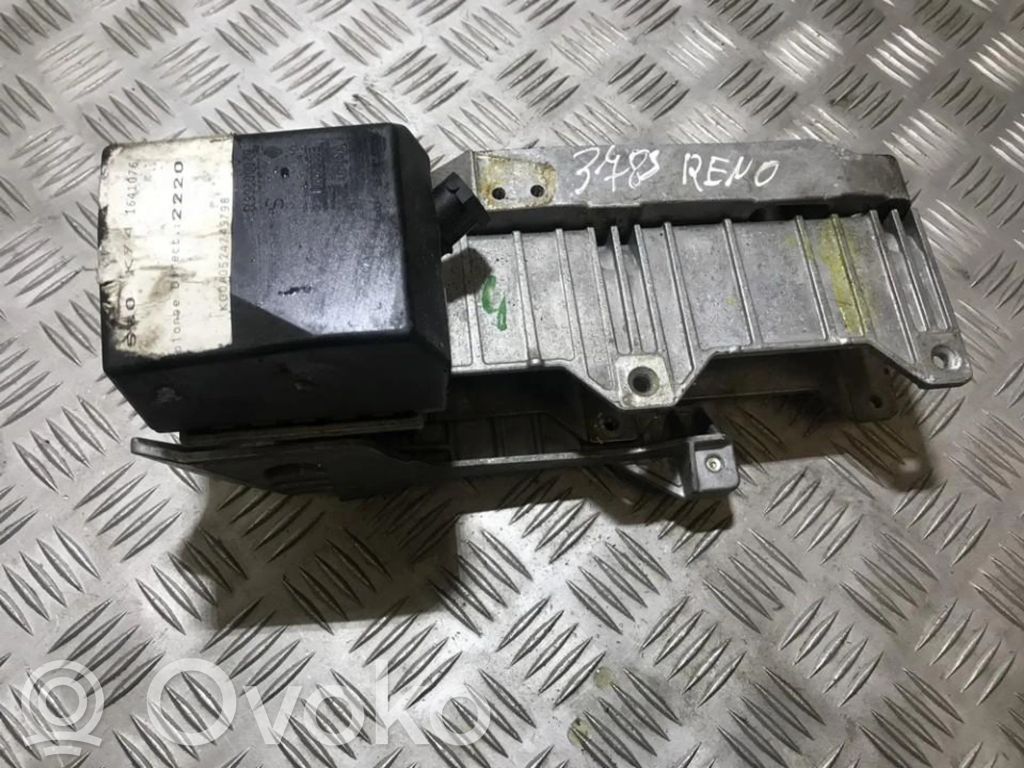 Renault Laguna II Blocare casetă direcție 