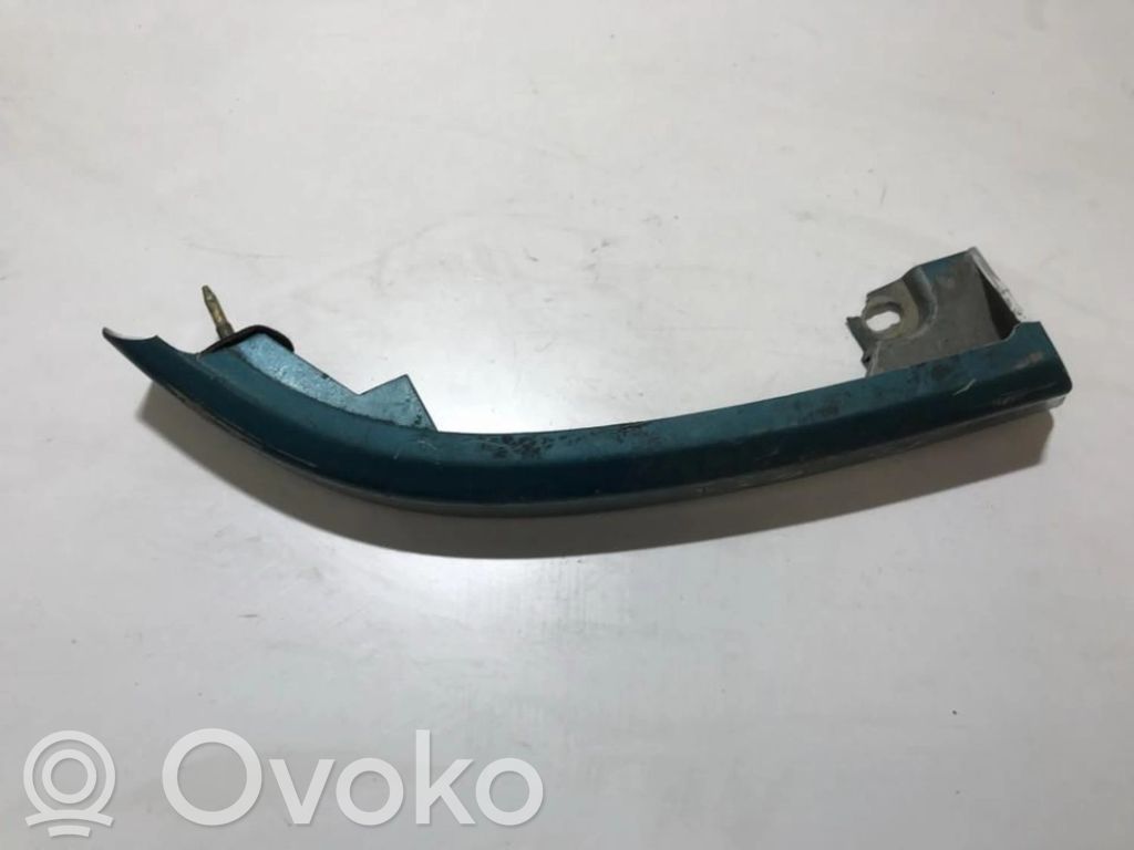 Mazda 323 Ornament lampă spate 
