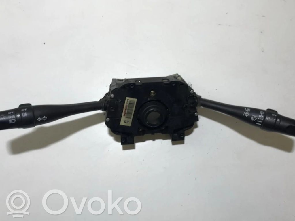Nissan Almera N16 Commodo, commande essuie-glace/phare 