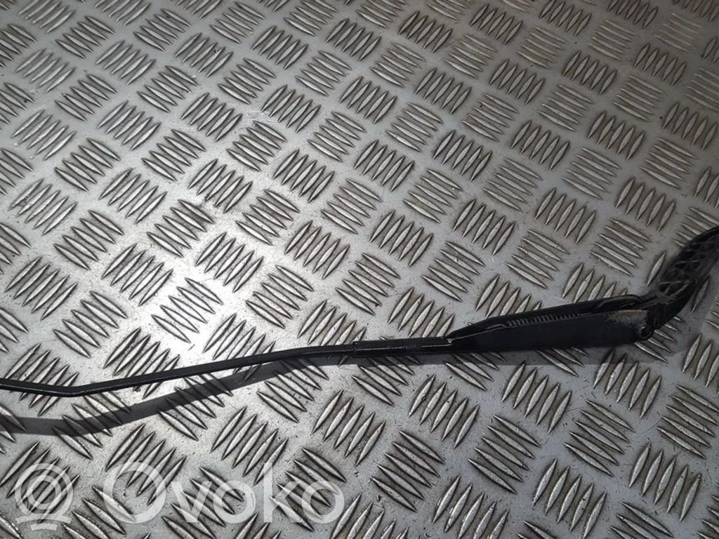 Peugeot 106 Wischerarm vorne 