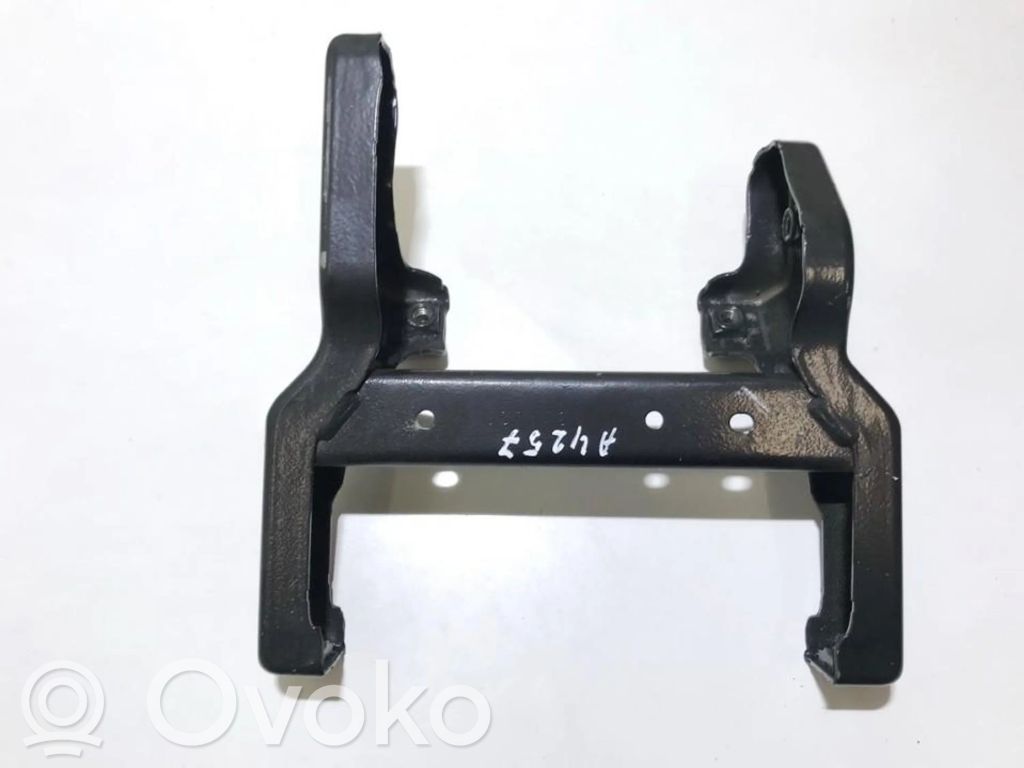 Muu ulkopuolen osa   8K2419250,CZ,8K2419250