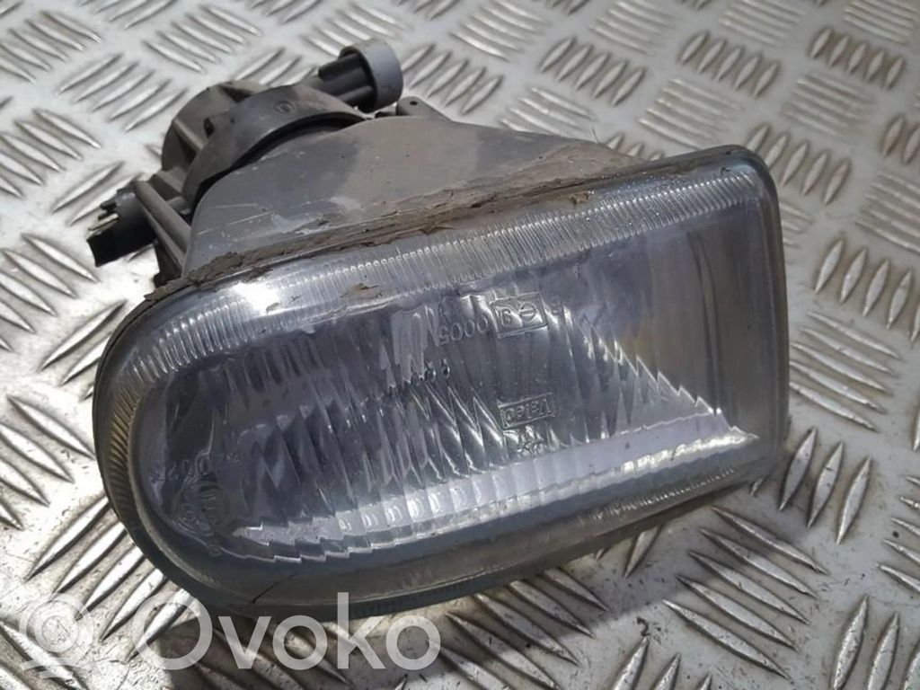 Renault Laguna I Etusumuvalo 