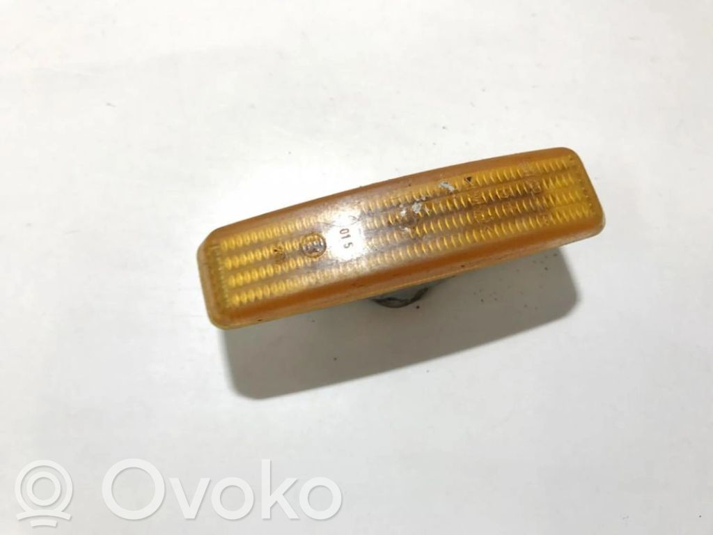 Front fender indicator light   8360589,8360589