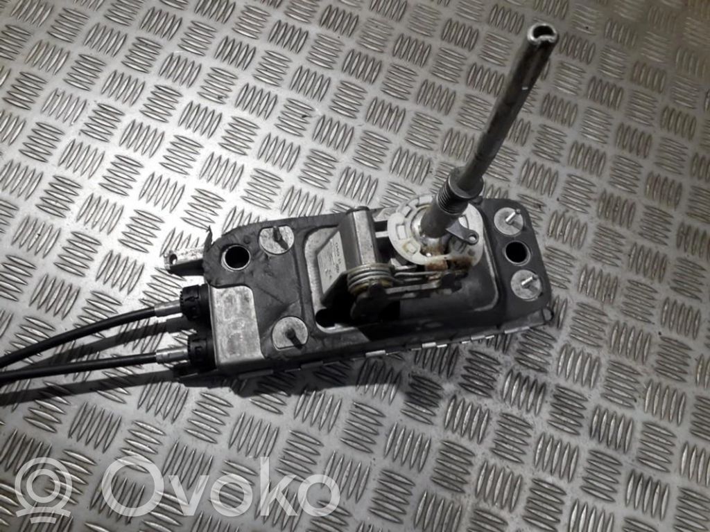 Volkswagen Tiguan Lewarek zmiany biegów / górny 